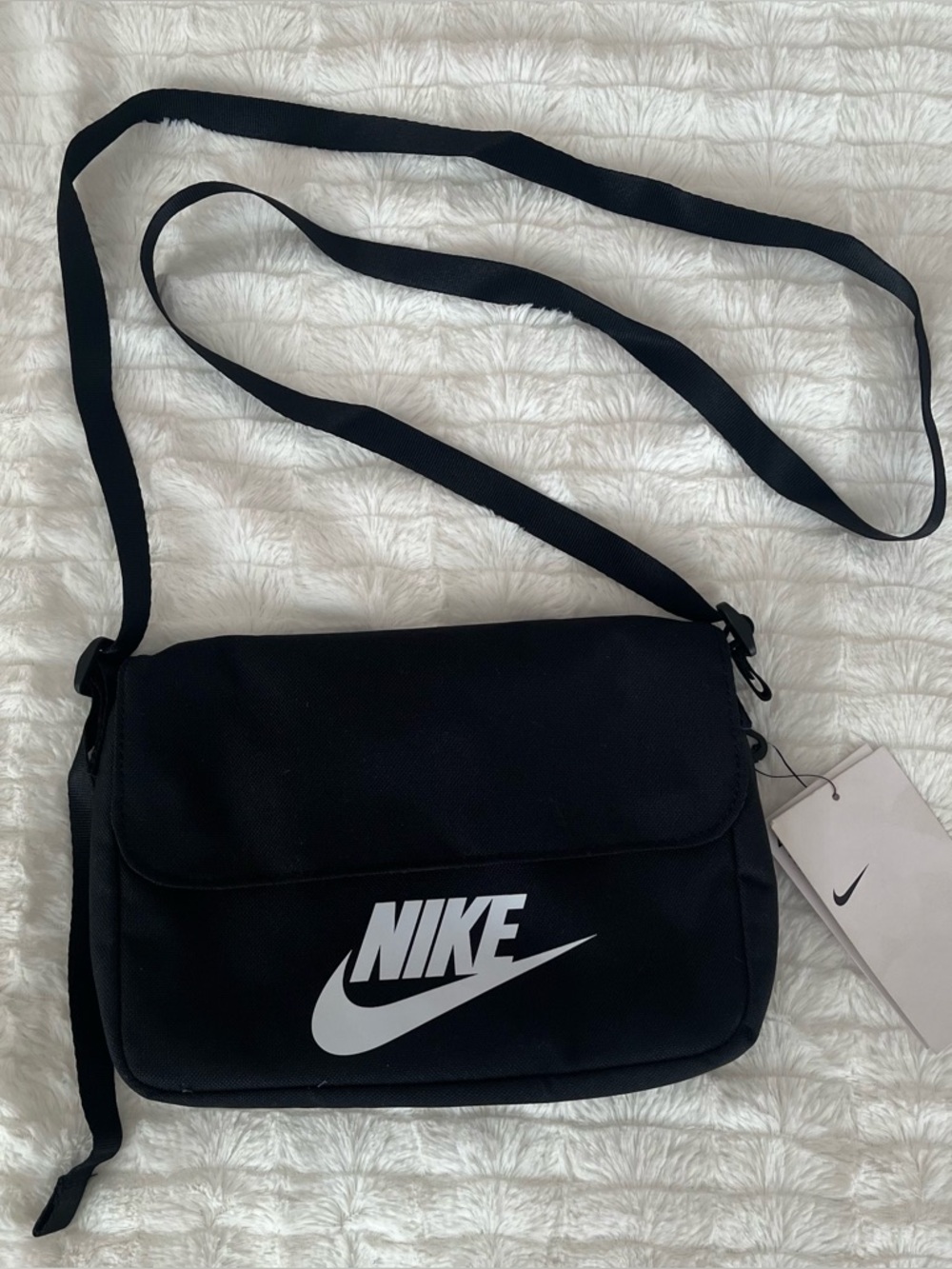 NWT Nike Black Shoulder Bag